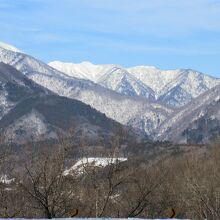 下りで、福島県会津方面の山が雪をかぶっていて、綺麗でした