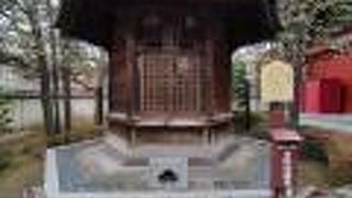 かわいらしいお堂