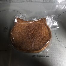 ネコ食ぱんの耳です
