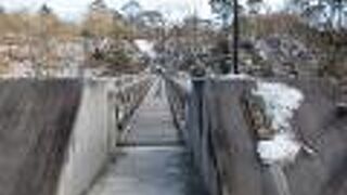 渓谷といえば、「七ツ岩吊橋」や「野立岩」周辺