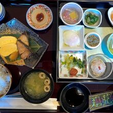 和定食の朝食