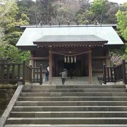 自然の中の神社