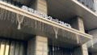 ホテルとバスターミナル