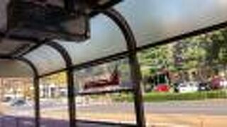 赤と白の路線バス！