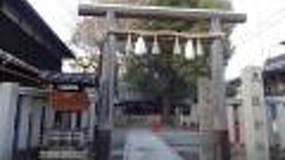 小さな普通の神社です。