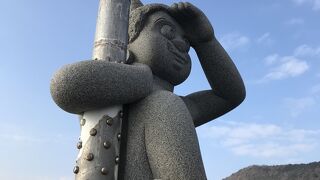 女木島港の先端