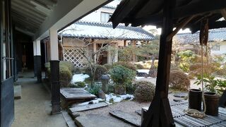 中庭が素晴らしい