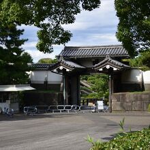 北桔橋門の全景