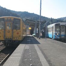 土佐大正駅にてキハ32ちゃんと交換です