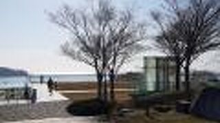 解体が始まっていたサン・ファン・バウティスタ号と水平線が望めました。