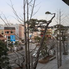 ホテルメトロポリタン鎌倉から見えます