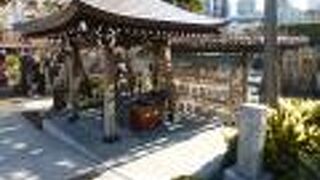 「原宿発祥の地」の石碑もありました