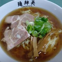 煮干し中華。冷凍ラーメンなので自宅で調理する