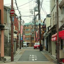 妖怪ストリートを標榜する大将軍商店街