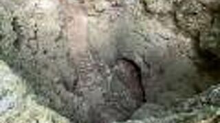 昔の雨水汲み場！