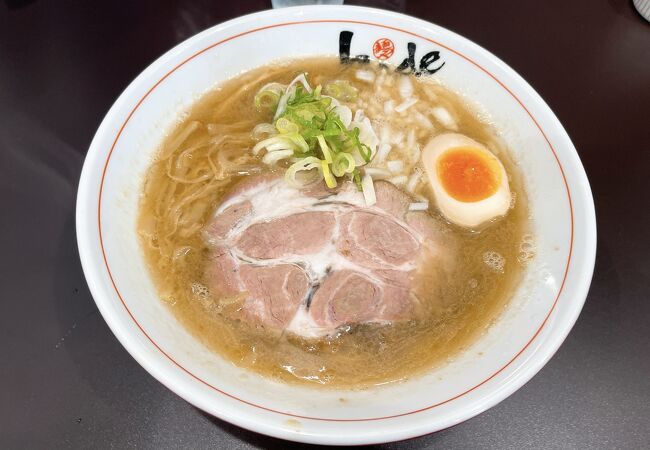 「麺や　hide」(ヒデ）札幌新川7