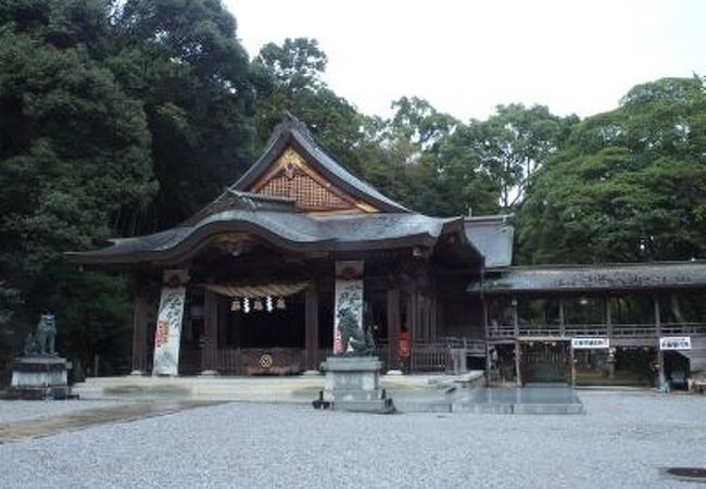 伊達家家臣の山家公頼をまつる神社