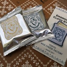 ステッカーも貰いました。