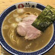 魚や昆布の出しと動物系のスープ