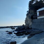 小動神社のある小動岬は太宰治が最初の心中事件を起こした場所だった