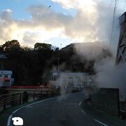 湯けむりがわく温泉情緒たっぷりな温泉