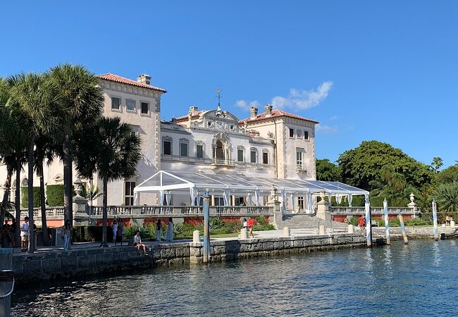 ビスカヤ博物館