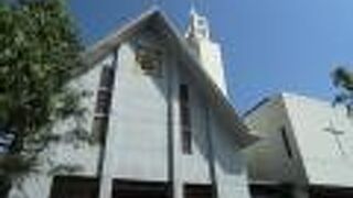 一等地にあるが、観光的要素は無い教会