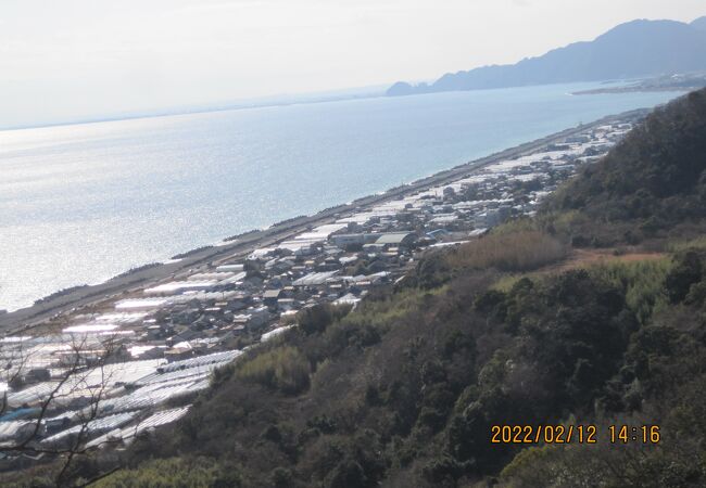 別名・いちご海岸