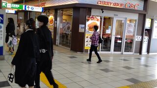 すぐに提供されるカレーショップ