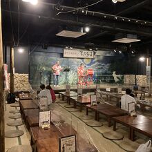 年末前もあって観客は少なかったです