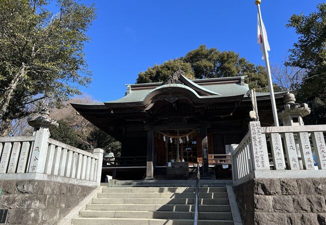 ５人のご祭神なので、五霊神社