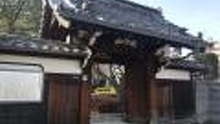 金剛寺　実は昔は滝野川城 