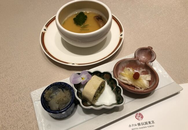 上品な中華料理