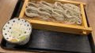 飲んだ〆はへぎ蕎麦で！