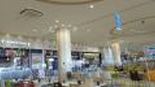 大型ショッピングモール