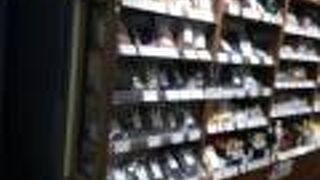 お菓子も調味料も色々