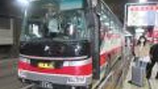 高速バスは減便多し