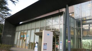 生田緑地内のプラネタリウム