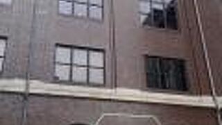 駅からは直結で入れます