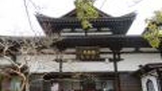 太閤の湯殿館がある