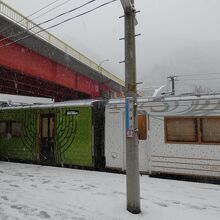 大歩危駅と四国まんなか千年ものがたり