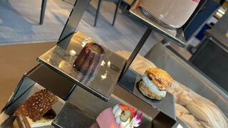 プルマン東京田町「KASA」でアフタヌーンティー