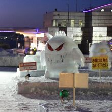 展示物の雪像