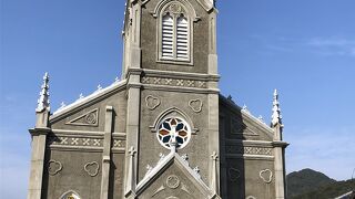 小さな漁村にある、歴史的重要建築物。震えます。