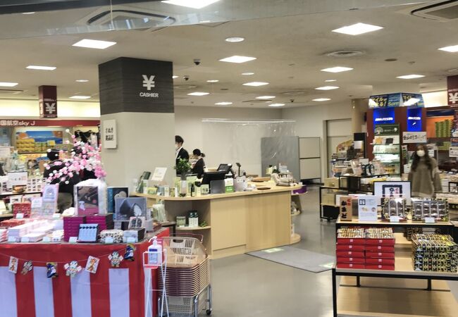 高松空港 ANAフェスタ (高松ロビー店)