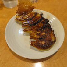 五郎さんと同じく餃子、500円です