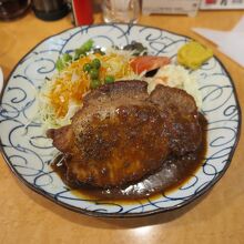 そしてポークソテー1300円到着