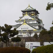 やはり大阪のシンボル的な存在です　～　大阪城（天守閣）