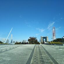 シンボルプロムナード公園から