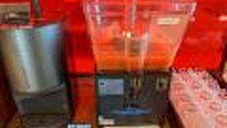 最近混雑していますが、搭乗前のくつろぎの場